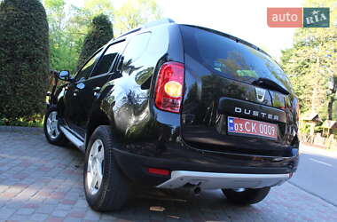Позашляховик / Кросовер Dacia Duster 2011 в 