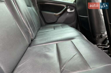 Внедорожник / Кроссовер Dacia Duster 2010 в 