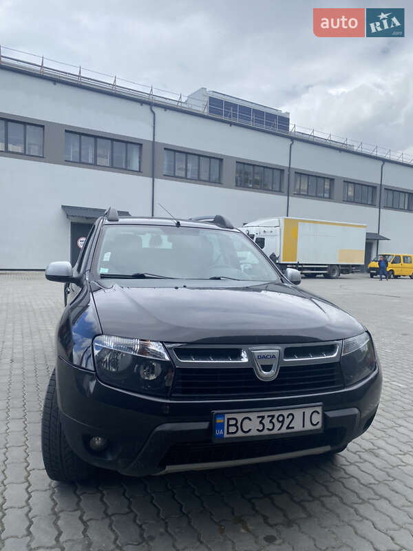 Dacia Duster 2011
