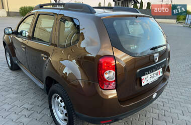 Внедорожник / Кроссовер Dacia Duster 2011 в 