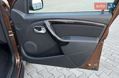 Внедорожник / Кроссовер Dacia Duster 2011 в 