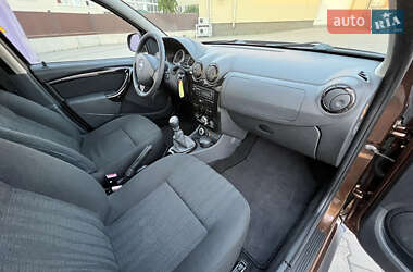 Внедорожник / Кроссовер Dacia Duster 2011 в 