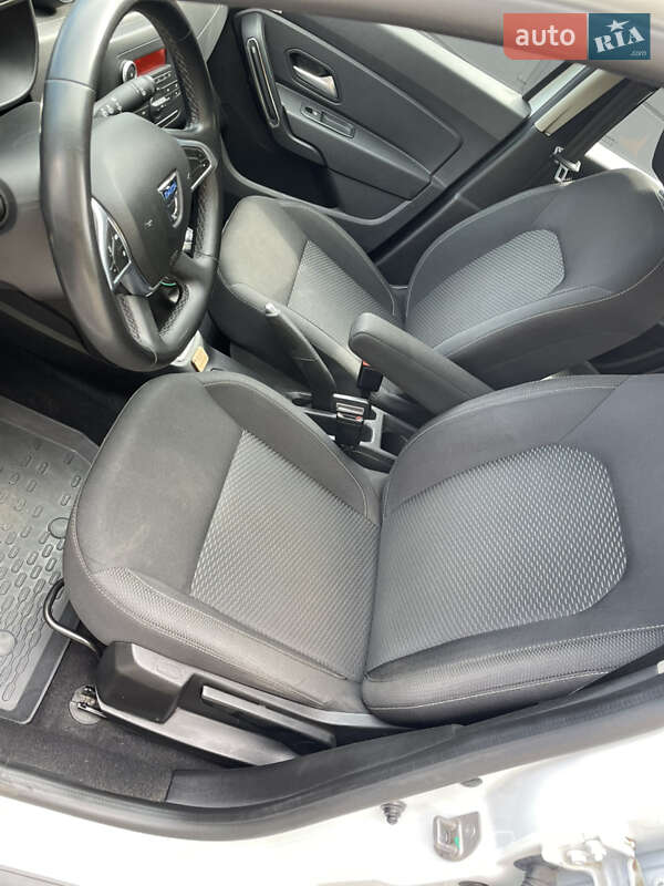 Внедорожник / Кроссовер Dacia Duster 2021 в Ужгороде