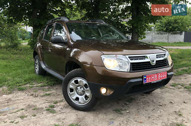 Dacia Duster 2011