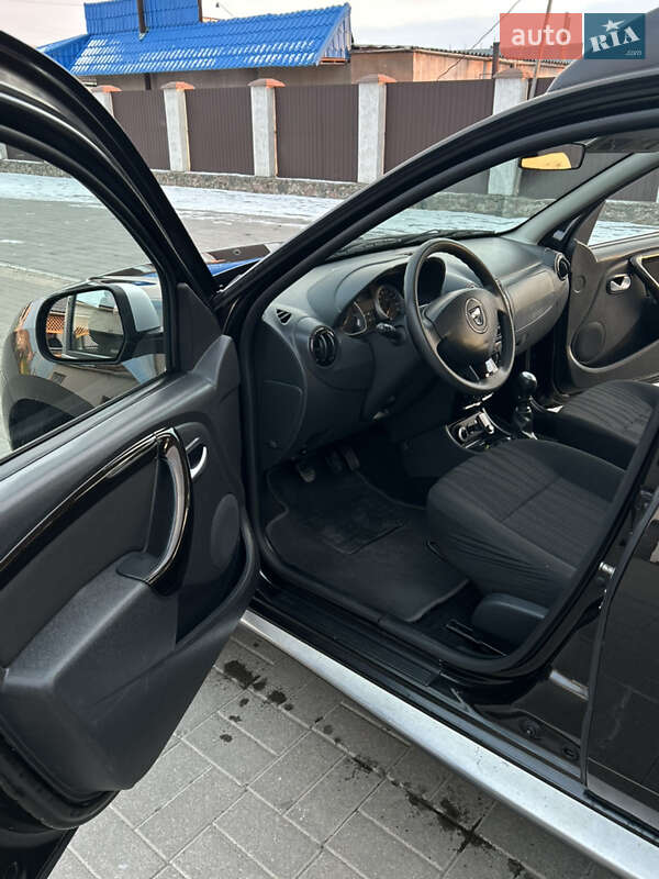 Внедорожник / Кроссовер Dacia Duster 2011 в Вознесенске