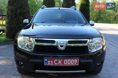 Внедорожник / Кроссовер Dacia Duster 2011 в 
