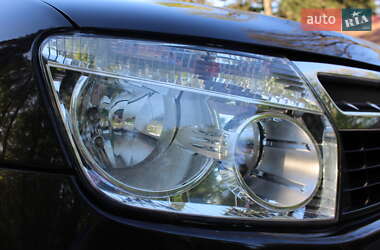 Внедорожник / Кроссовер Dacia Duster 2011 в 