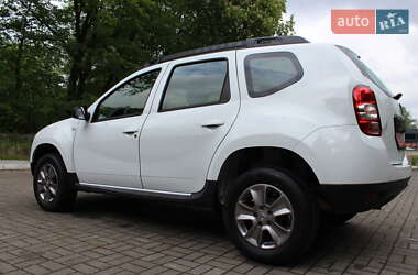 Позашляховик / Кросовер Dacia Duster 2015 в 