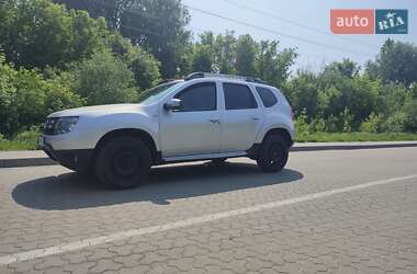 Внедорожник / Кроссовер Dacia Duster 2014 в 