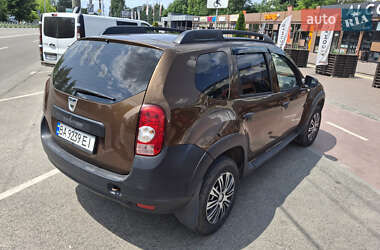 Внедорожник / Кроссовер Dacia Duster 2012 в 