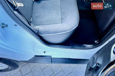 Внедорожник / Кроссовер Dacia Duster 2012 в 