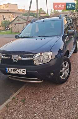 Позашляховик / Кросовер Dacia Duster 2010 в Житомирі