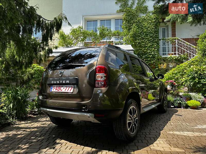 Позашляховик / Кросовер Dacia Duster 2017 в Львові