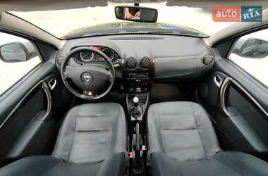 Внедорожник / Кроссовер Dacia Duster 2011 в 