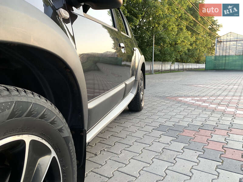 Внедорожник / Кроссовер Dacia Duster 2016 в Теофиполе