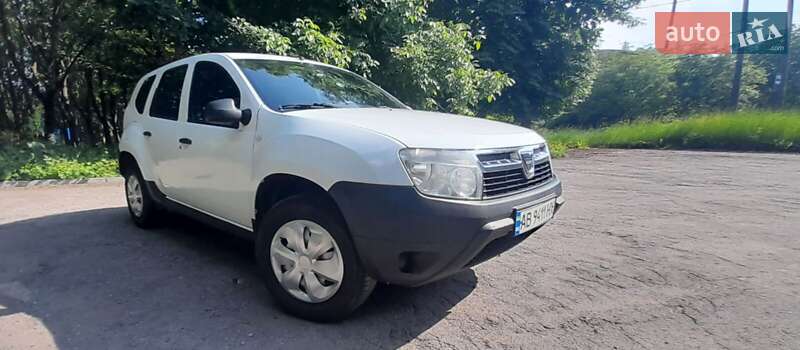 Dacia Duster 2012