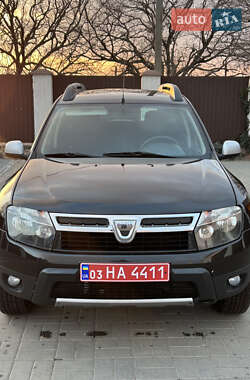 Внедорожник / Кроссовер Dacia Duster 2011 в 