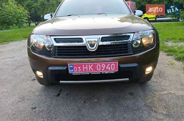 Внедорожник / Кроссовер Dacia Duster 2012 в 