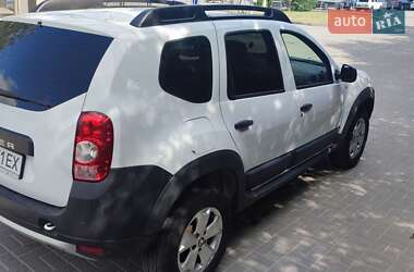 Позашляховик / Кросовер Dacia Duster 2011 в Тернополі
