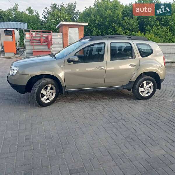 Внедорожник / Кроссовер Dacia Duster 2012 в Волочиске