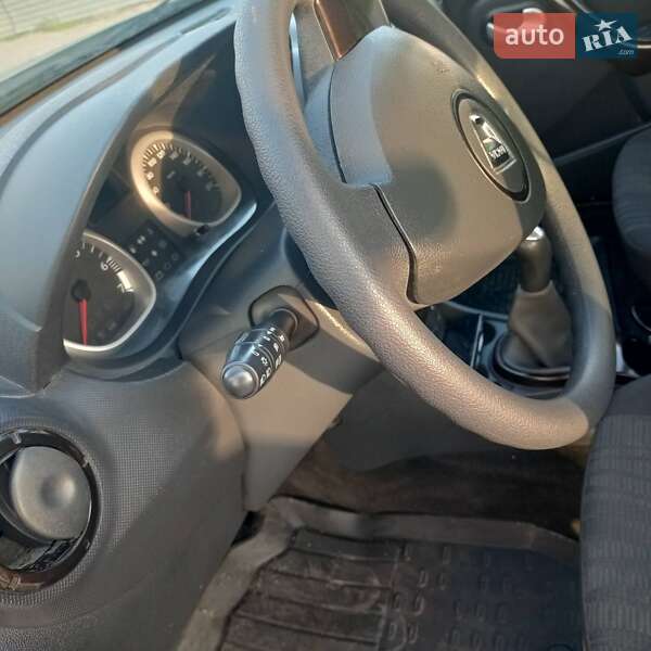 Внедорожник / Кроссовер Dacia Duster 2012 в Волочиске