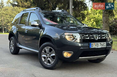 Позашляховик / Кросовер Dacia Duster 2015 в Умані