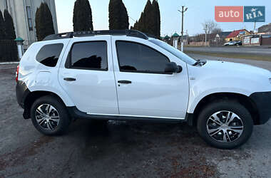 Внедорожник / Кроссовер Dacia Duster 2016 в 