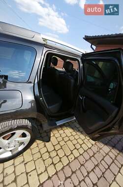 Внедорожник / Кроссовер Dacia Duster 2010 в 