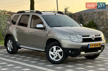 Dacia Duster 2011