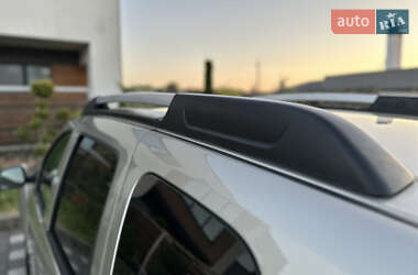 Внедорожник / Кроссовер Dacia Duster 2011 в 