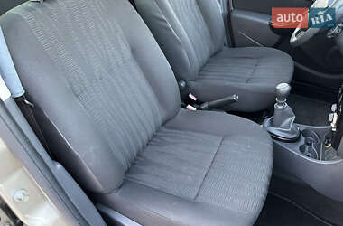 Внедорожник / Кроссовер Dacia Duster 2011 в 