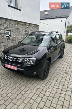 Позашляховик / Кросовер Dacia Duster 2014 в Луцьку