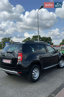 Внедорожник / Кроссовер Dacia Duster 2011 в 
