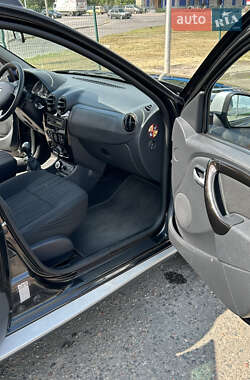 Внедорожник / Кроссовер Dacia Duster 2011 в 