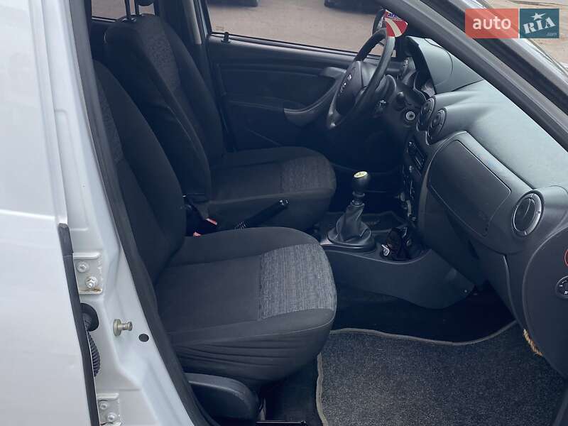 Внедорожник / Кроссовер Dacia Duster 2011 в Николаеве