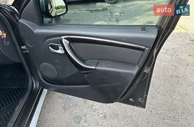 Внедорожник / Кроссовер Dacia Duster 2011 в 