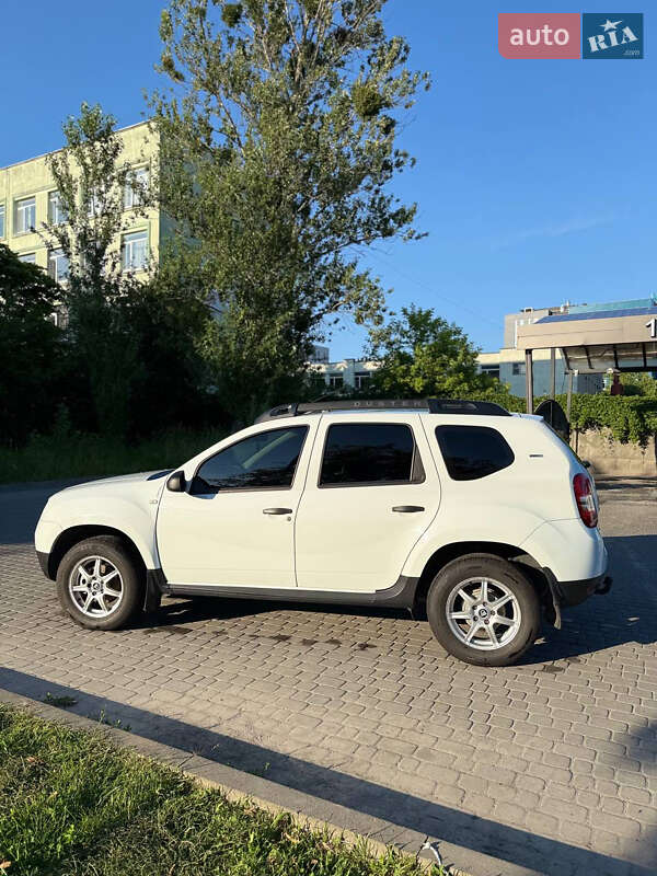Внедорожник / Кроссовер Dacia Duster 2016 в Львове