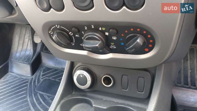 Позашляховик / Кросовер Dacia Duster 2012 в Яремчі