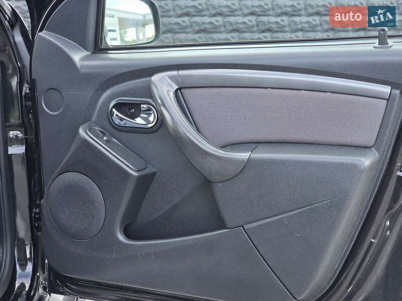 Внедорожник / Кроссовер Dacia Duster 2015 в Ровно