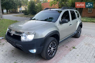 Позашляховик / Кросовер Dacia Duster 2010 в Краснограді