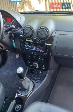 Внедорожник / Кроссовер Dacia Duster 2010 в 