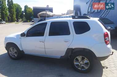Внедорожник / Кроссовер Dacia Duster 2014 в 