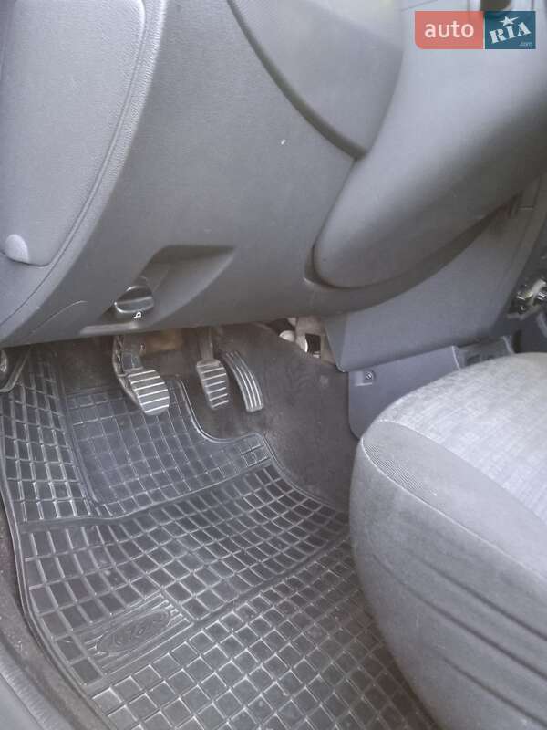 Позашляховик / Кросовер Dacia Duster 2011 в Калуші