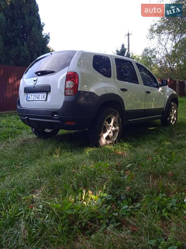 Позашляховик / Кросовер Dacia Duster 2011 в Калуші