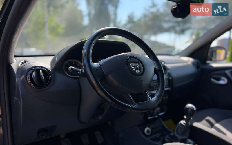Внедорожник / Кроссовер Dacia Duster 2011 в Львове