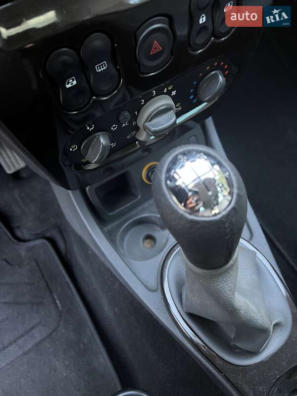 Позашляховик / Кросовер Dacia Duster 2011 в Ніжині фото 35 Позашляховик / Кросовер Dacia Duster 2011 в Ніжині