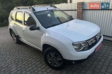 Позашляховик / Кросовер Dacia Duster 2014 в 