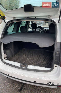 Внедорожник / Кроссовер Dacia Duster 2011 в 