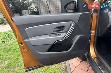 Внедорожник / Кроссовер Dacia Duster 2018 в 
