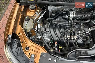 Внедорожник / Кроссовер Dacia Duster 2018 в 